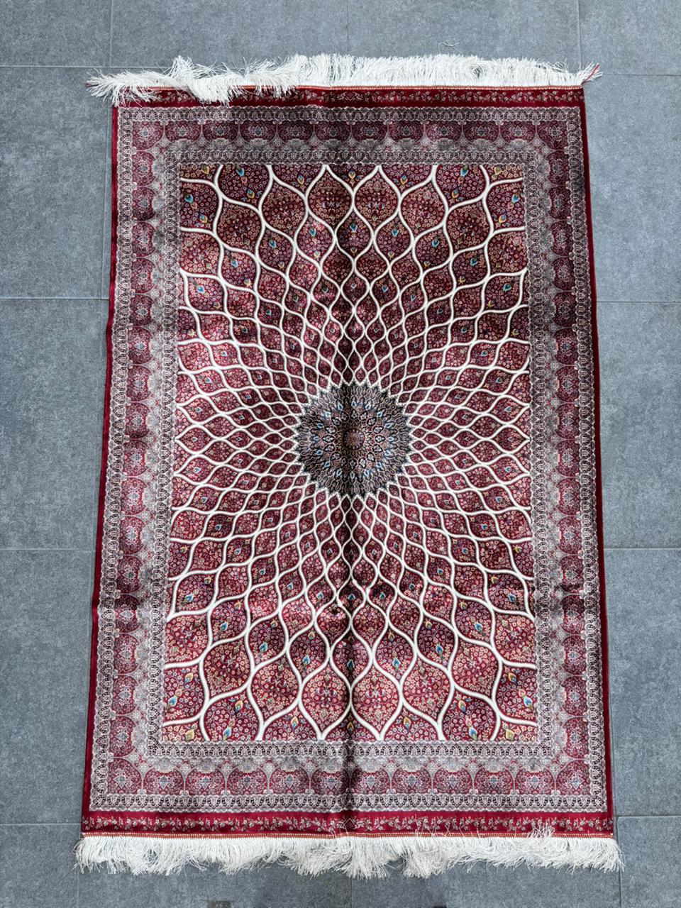 Bamboo Silk Irani Carpet 120 x 180 cm
