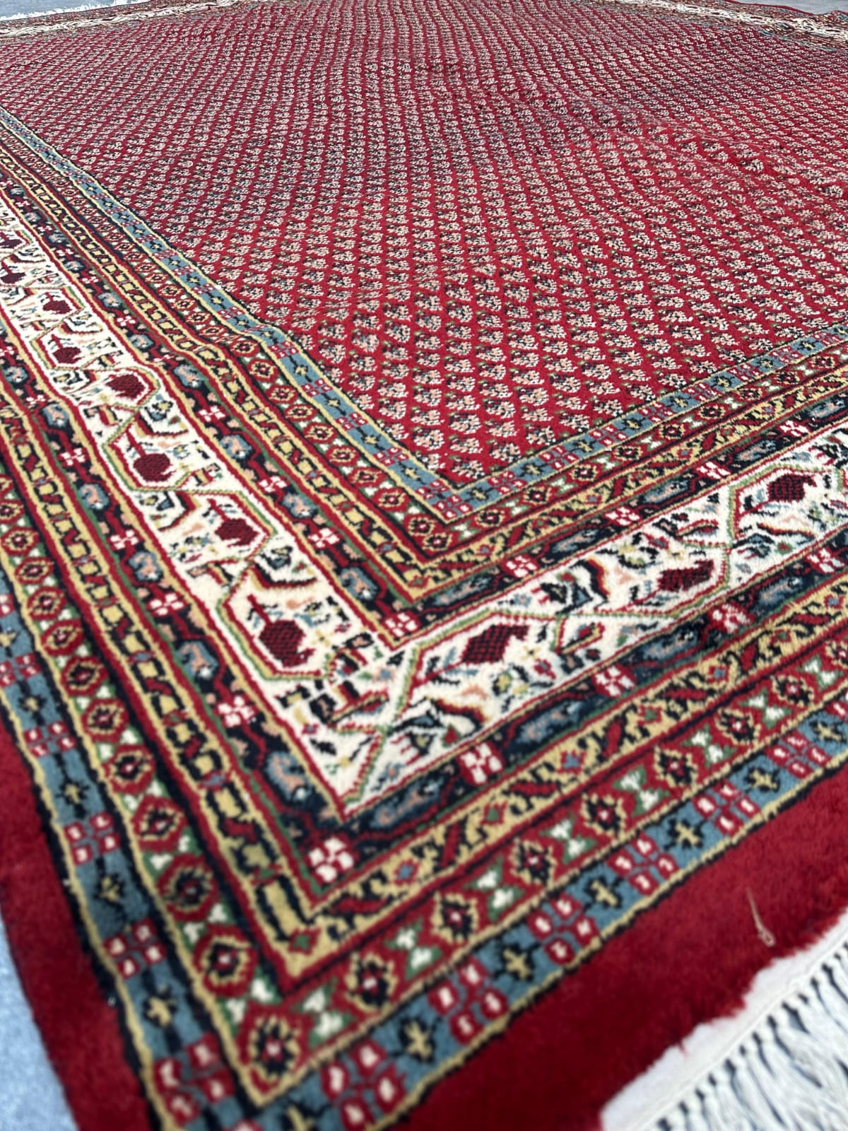 Handmade Persian Style Rug 250 x 194 cm