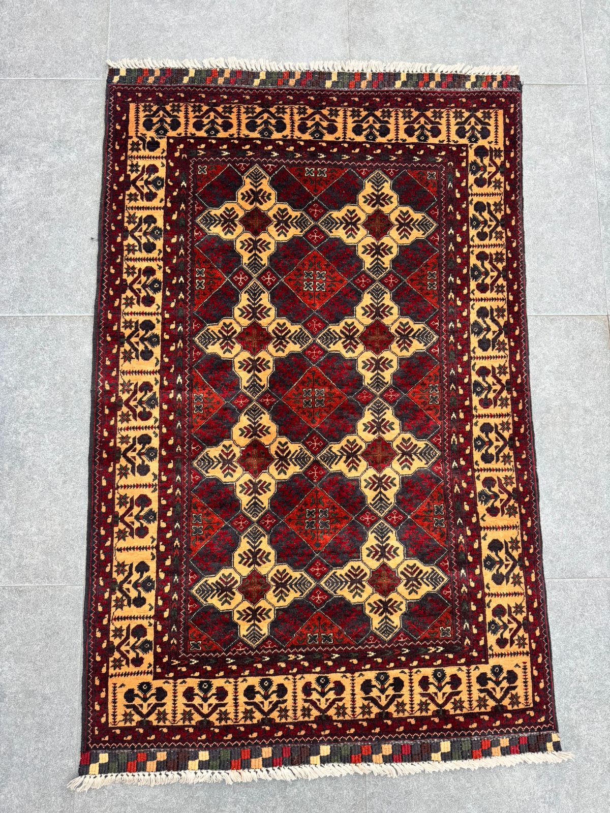 Handmade kazak carpet 100 x 162